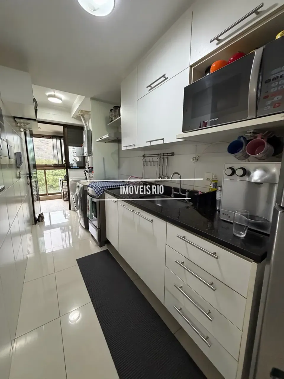 Furnished 3-bedroom apartment with 1 parking space — photo 2