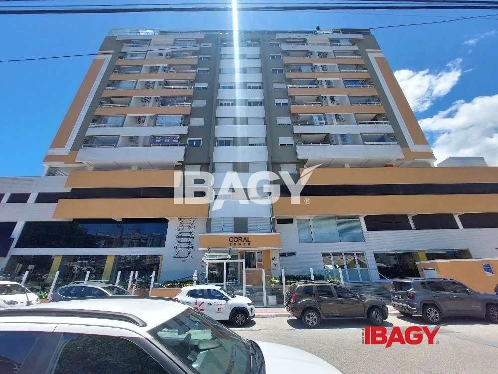 2-bedroom apartment with 2 bathrooms and parking spot