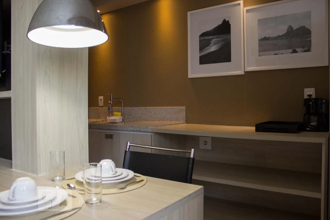 Furnished 2-bedroom apartment with a balcony — photo 15