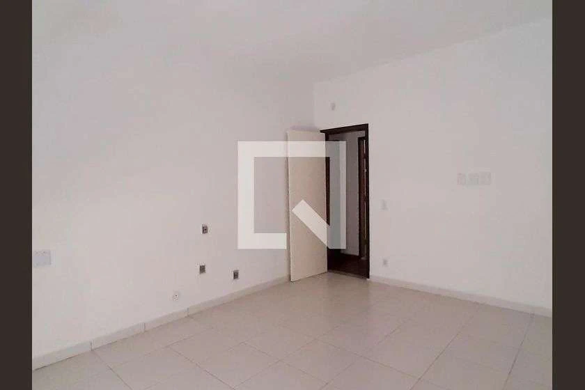 House with 6 bedrooms and 9 bathrooms, 911 m² and 3 parking — photo 24