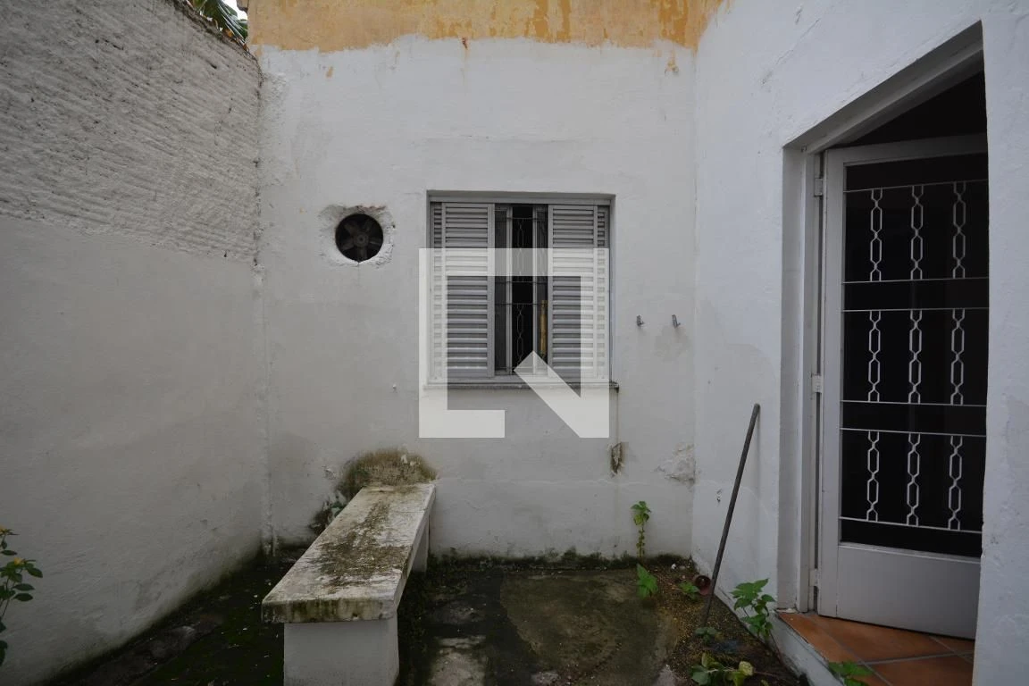 2-bedroom apartment with 1 bathroom, no parking space — photo 32