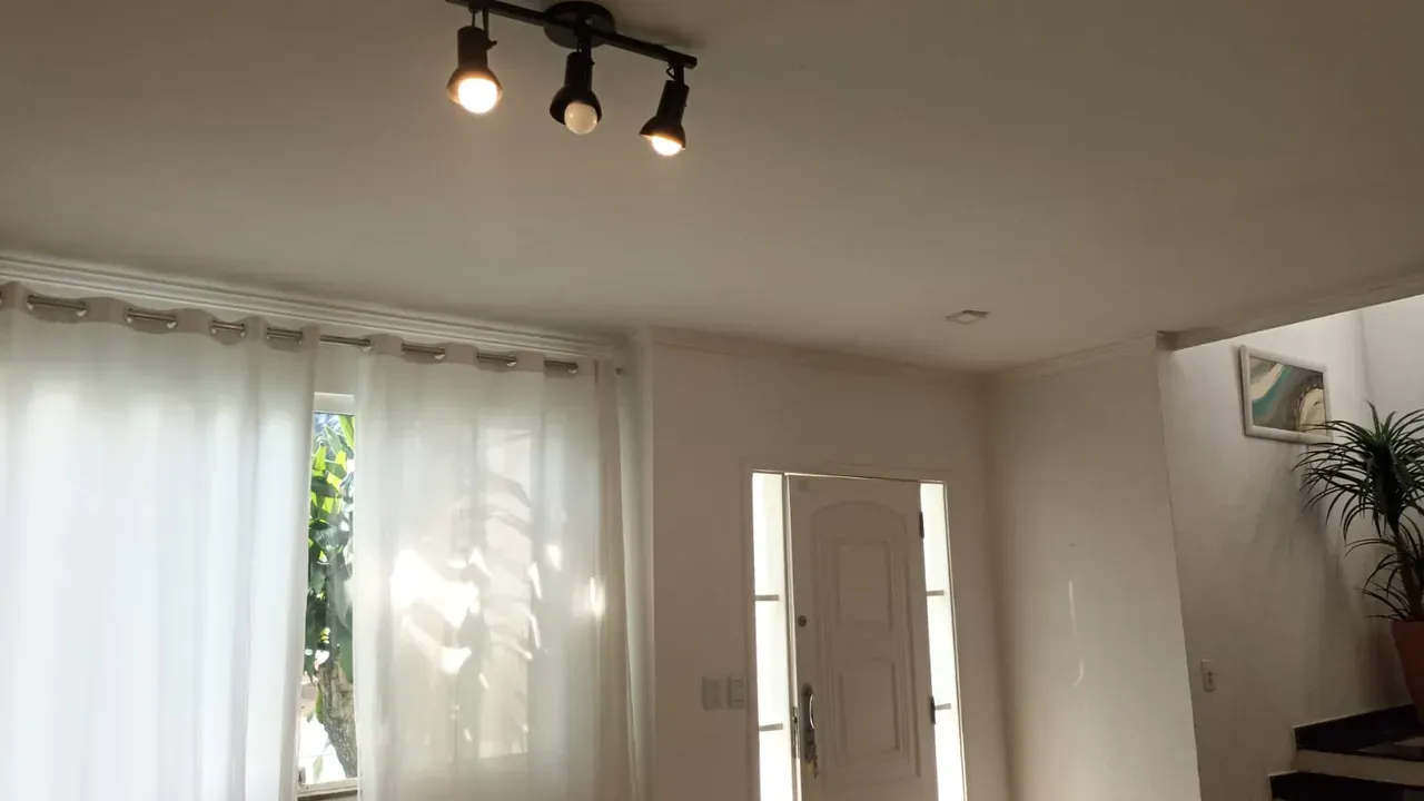 Casa com 4 quartos e 4 banheiros e cozinha a gás — photo 11