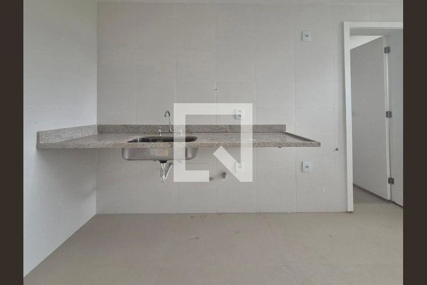 Квартира: 3 спальні, 1 з власною ванною кімнатою, 83 м² — photo 21