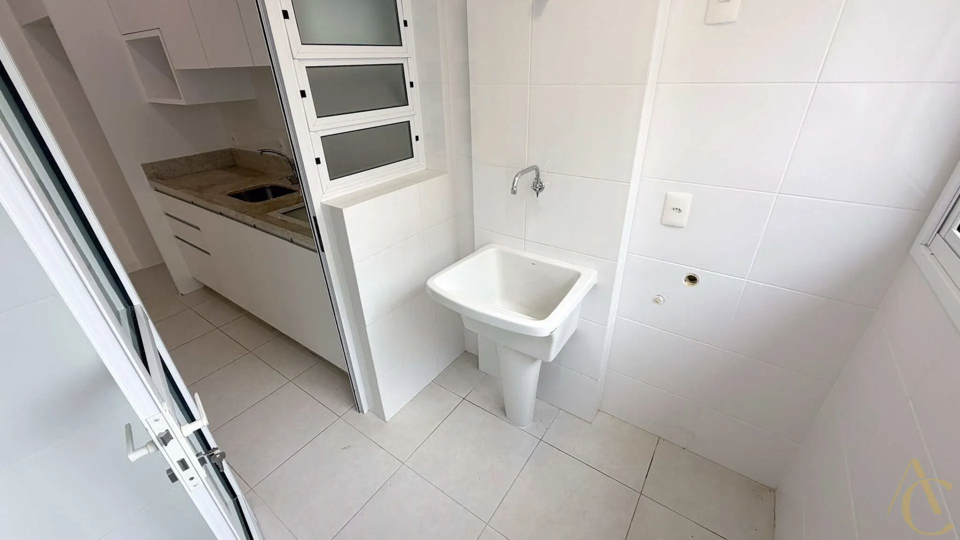 Квартира с 3 спальнями и 115 м², есть суита — photo 9