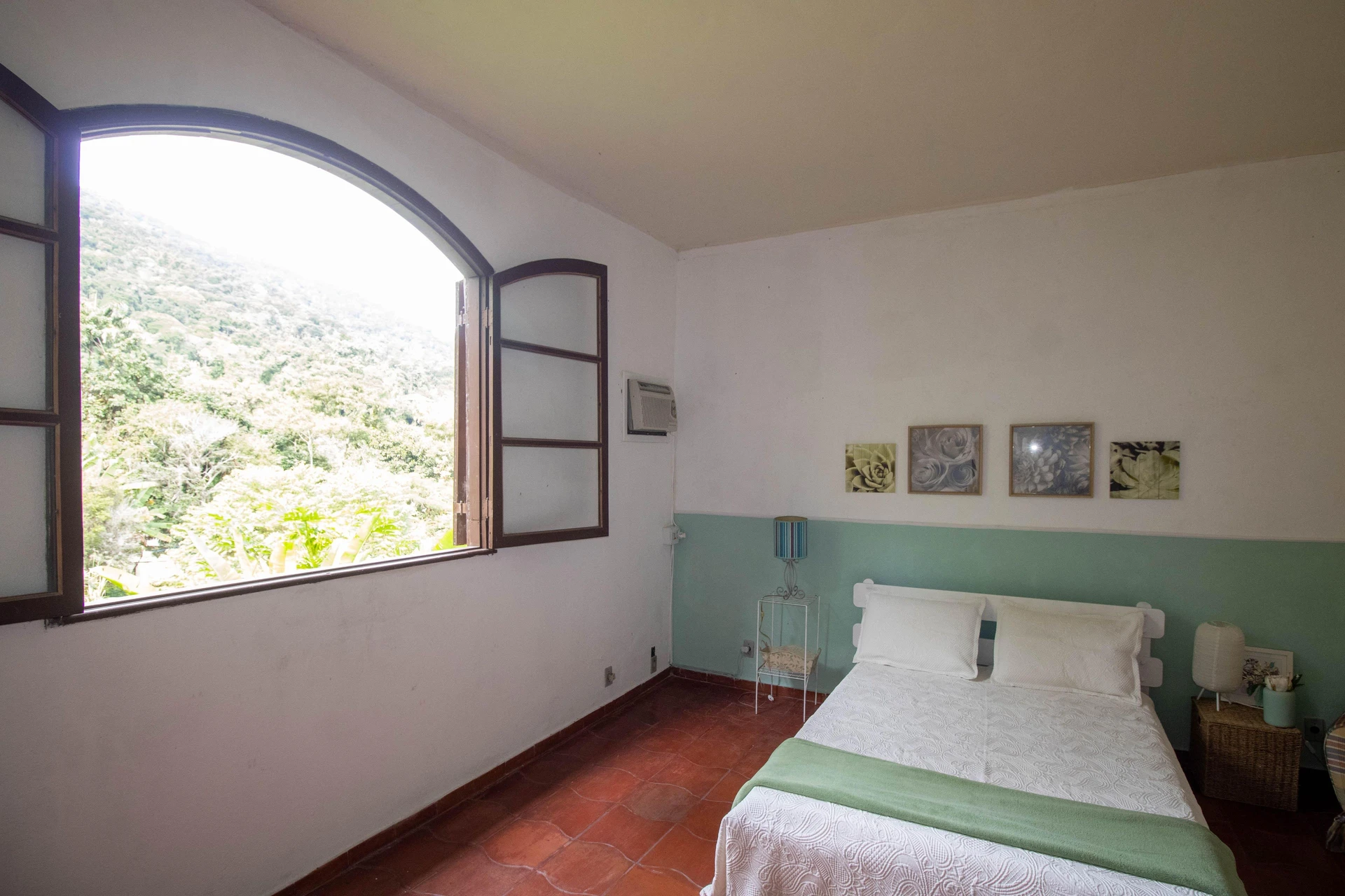 Furnished house with 4 bedrooms and balcony BBQ — photo 32