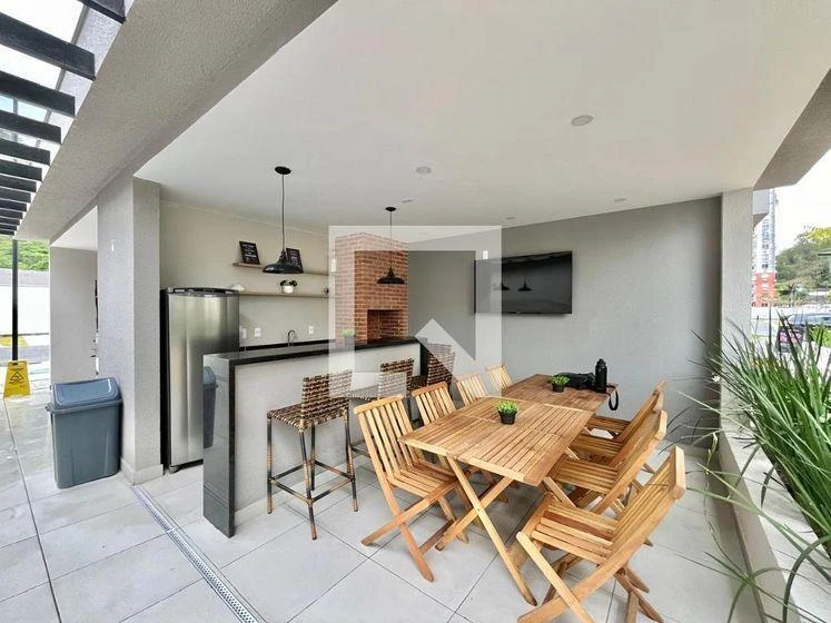 2-bedroom apartment in a building with a gym — photo 19