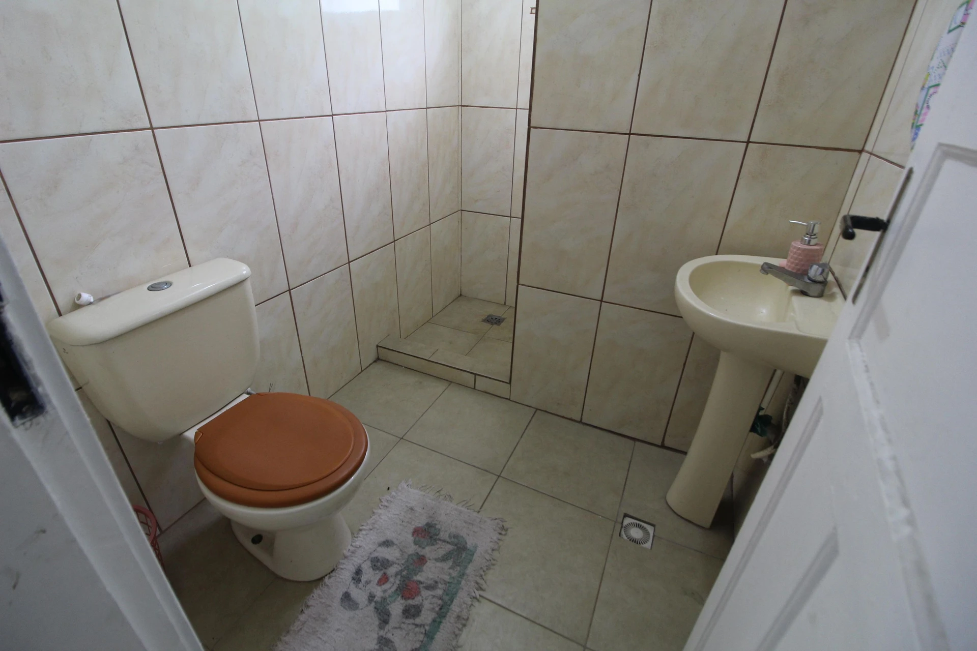 Garden in a 3-bedroom house, 100 m² — photo 23