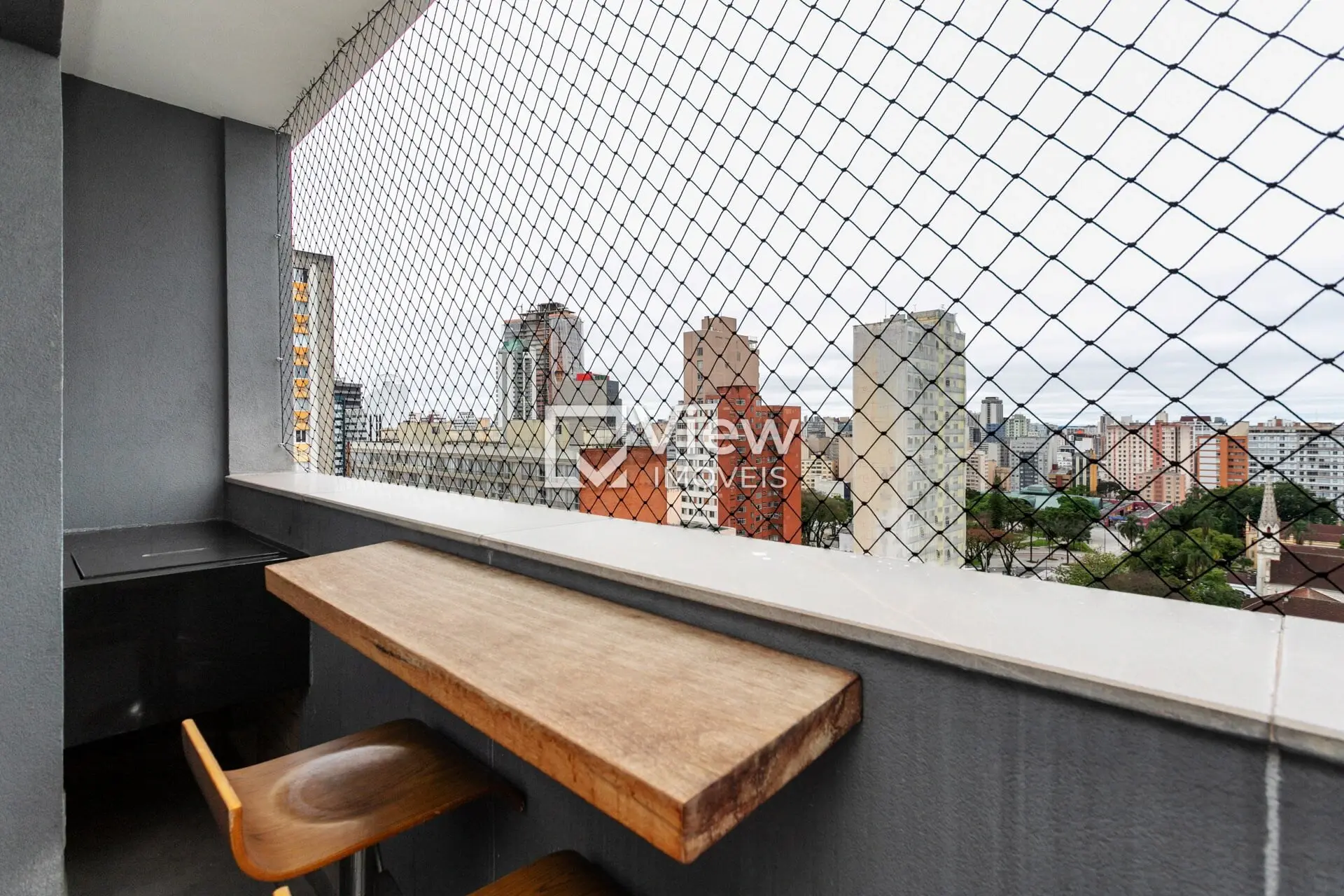 Furnished studio, 35 m², with floor-to-ceiling windows — photo 10
