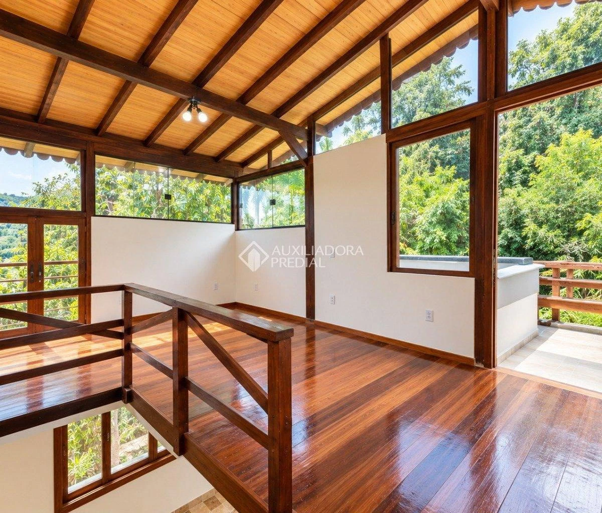 House, 100 m², with a water view — photo 27