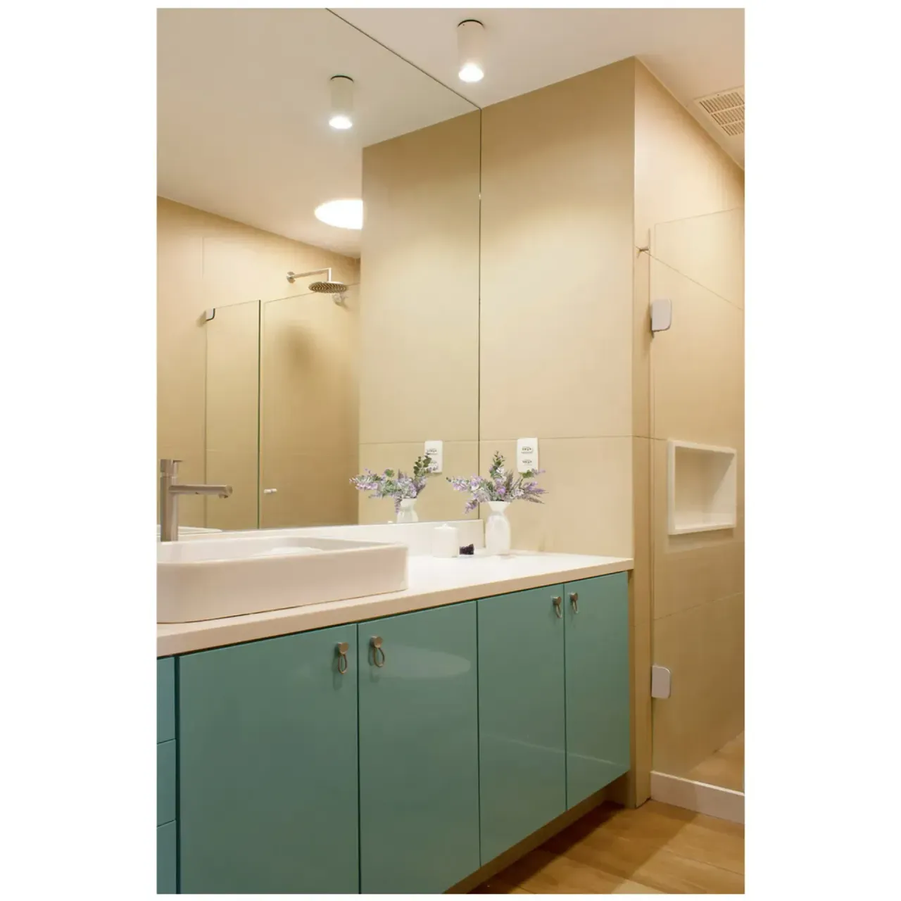 Furnished 3-bedroom apartment with 115 m² — photo 12