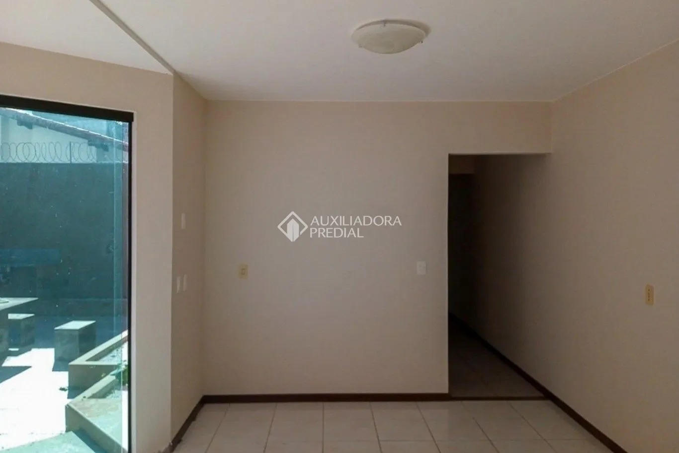 House with 3 bedrooms and 2 baths, on floor 2 — photo 11