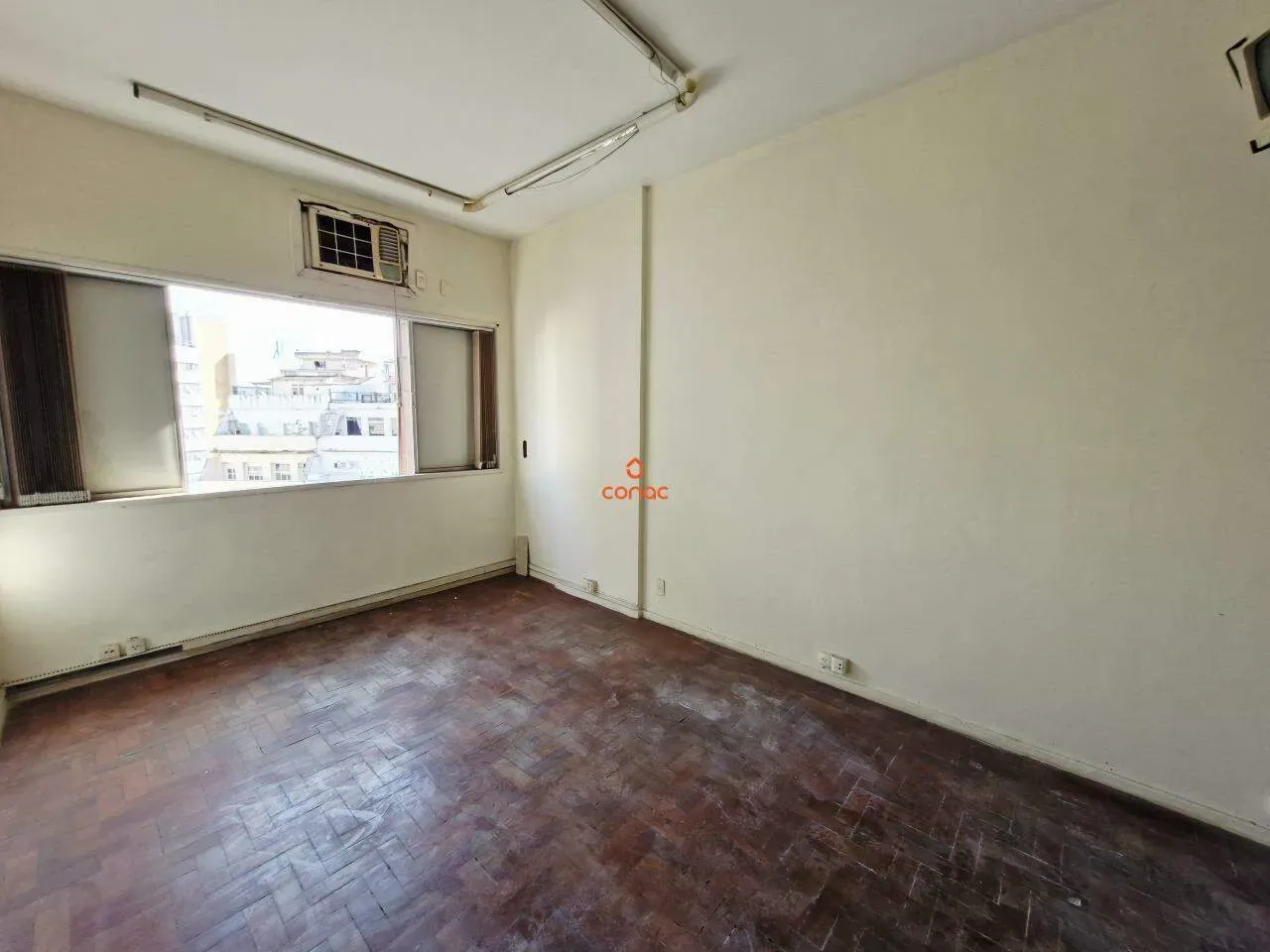 21 m² apartment with air conditioning and 1 bedroom — photo 4