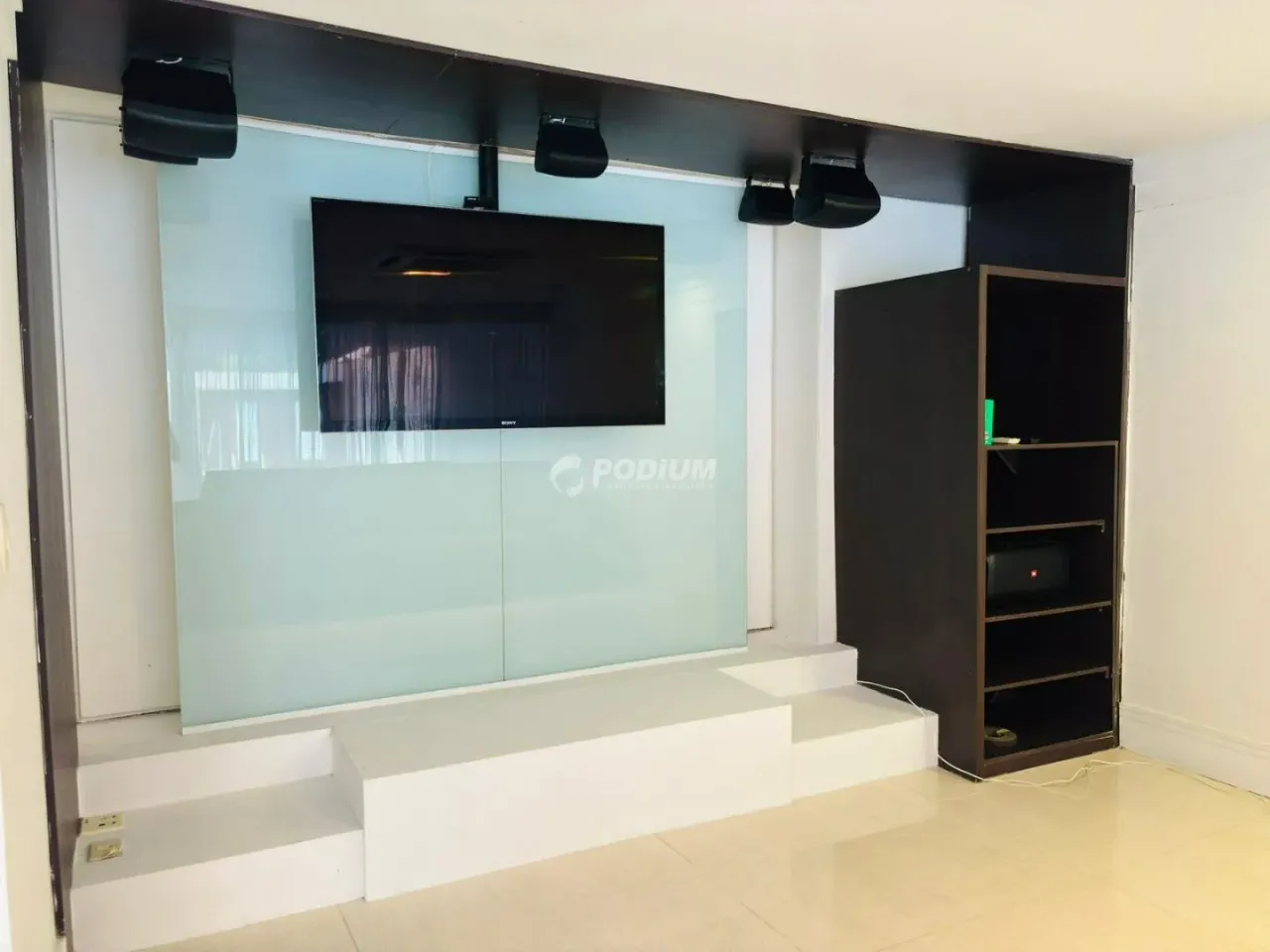 Unfurnished house with 5 bedrooms and 5 bathrooms — photo 4