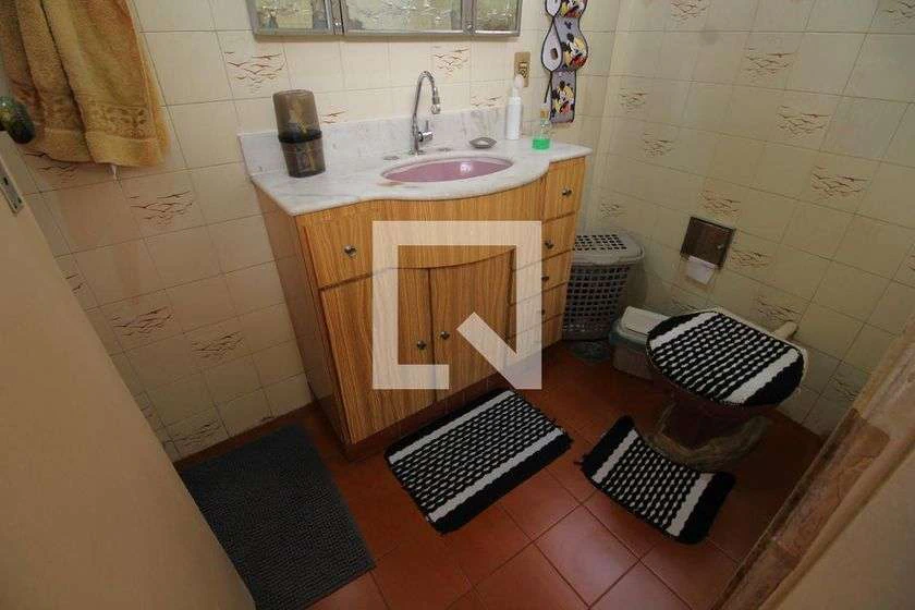 255 m² house with 3 bedrooms and a private garden — photo 23