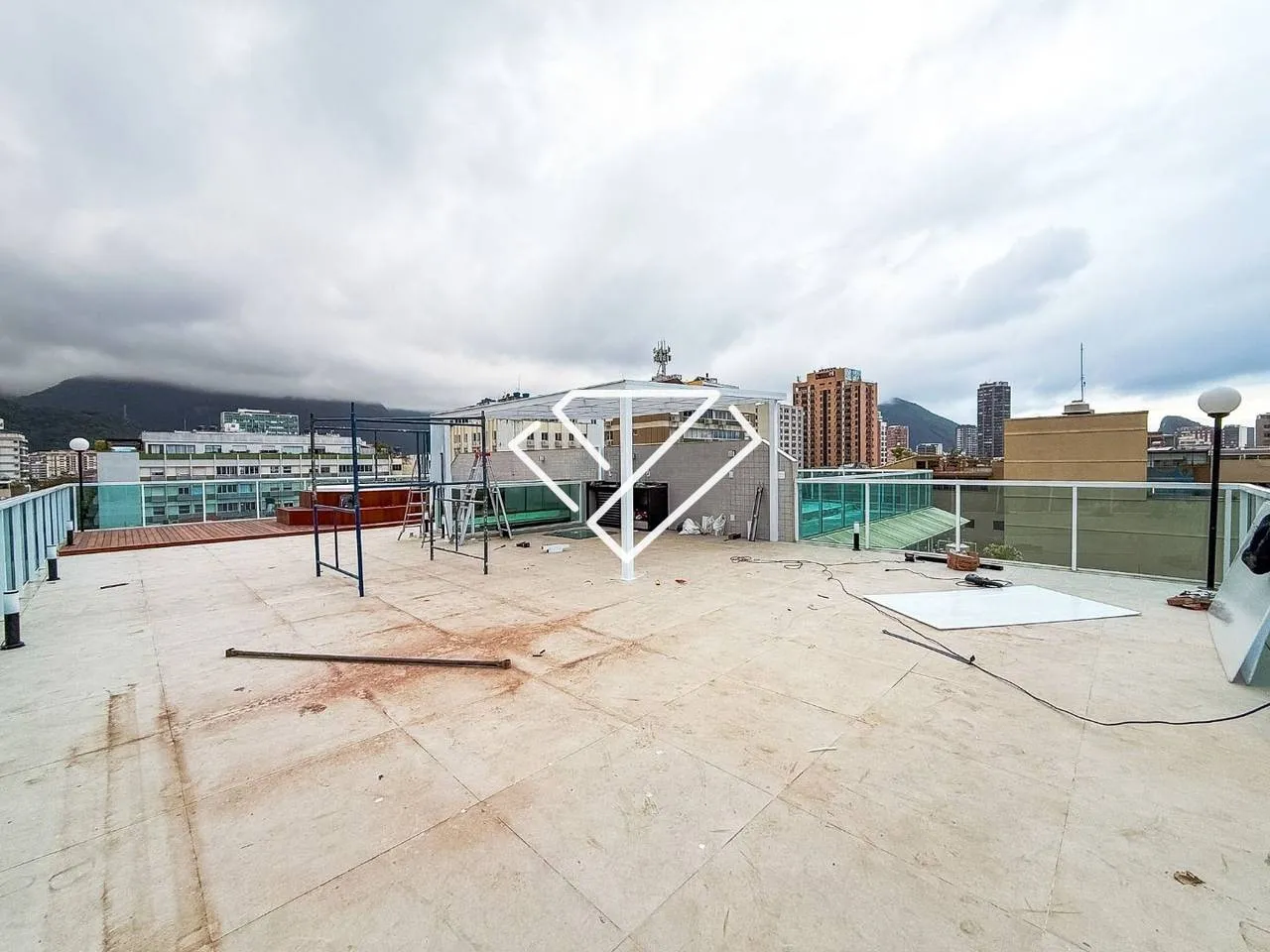 Water view in a 3-bedroom apartment, 660 m² — photo 36