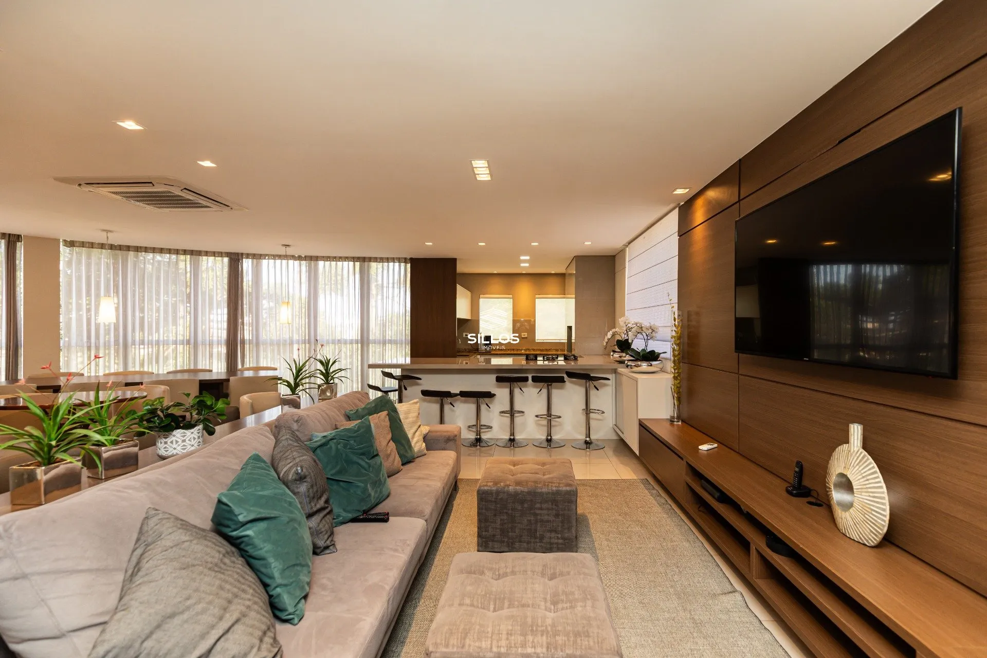 Condominium house with 5 bedrooms and 4 en-suites with balcony — photo 46