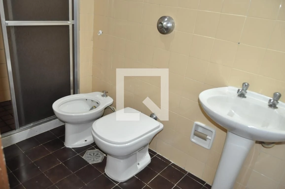 Rental apartment with 2 bedrooms and a private garden — photo 22