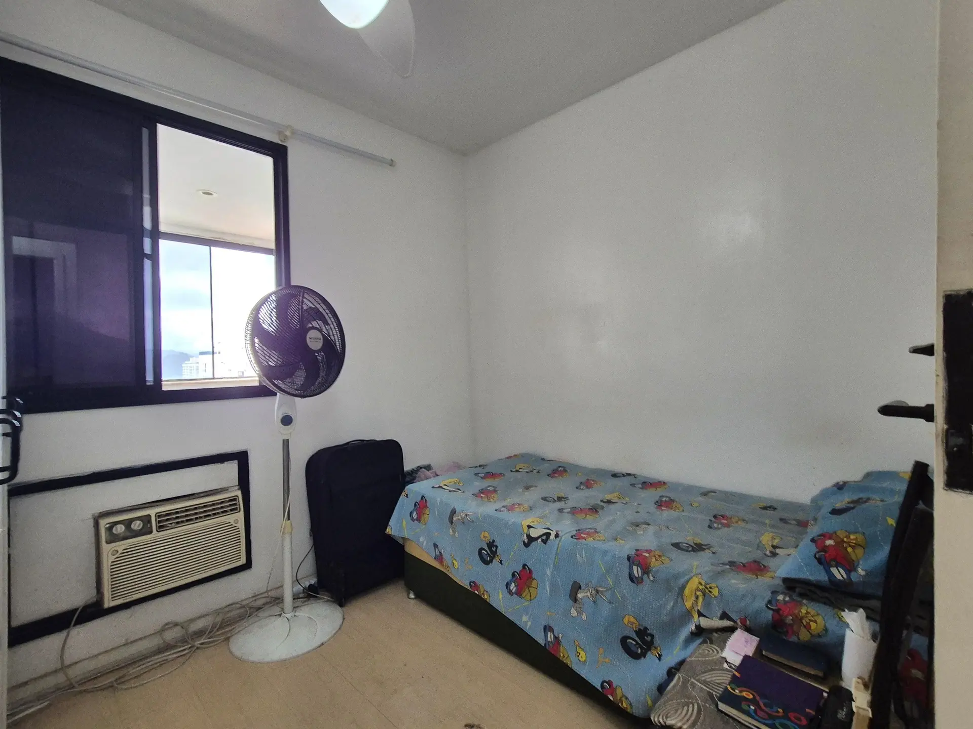 Furnished apartment with 3 bedrooms, 1 suite and balcony — photo 50