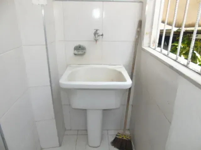 Apartamento com 2 quartos, 1 banheiro e 69 m² — photo 3