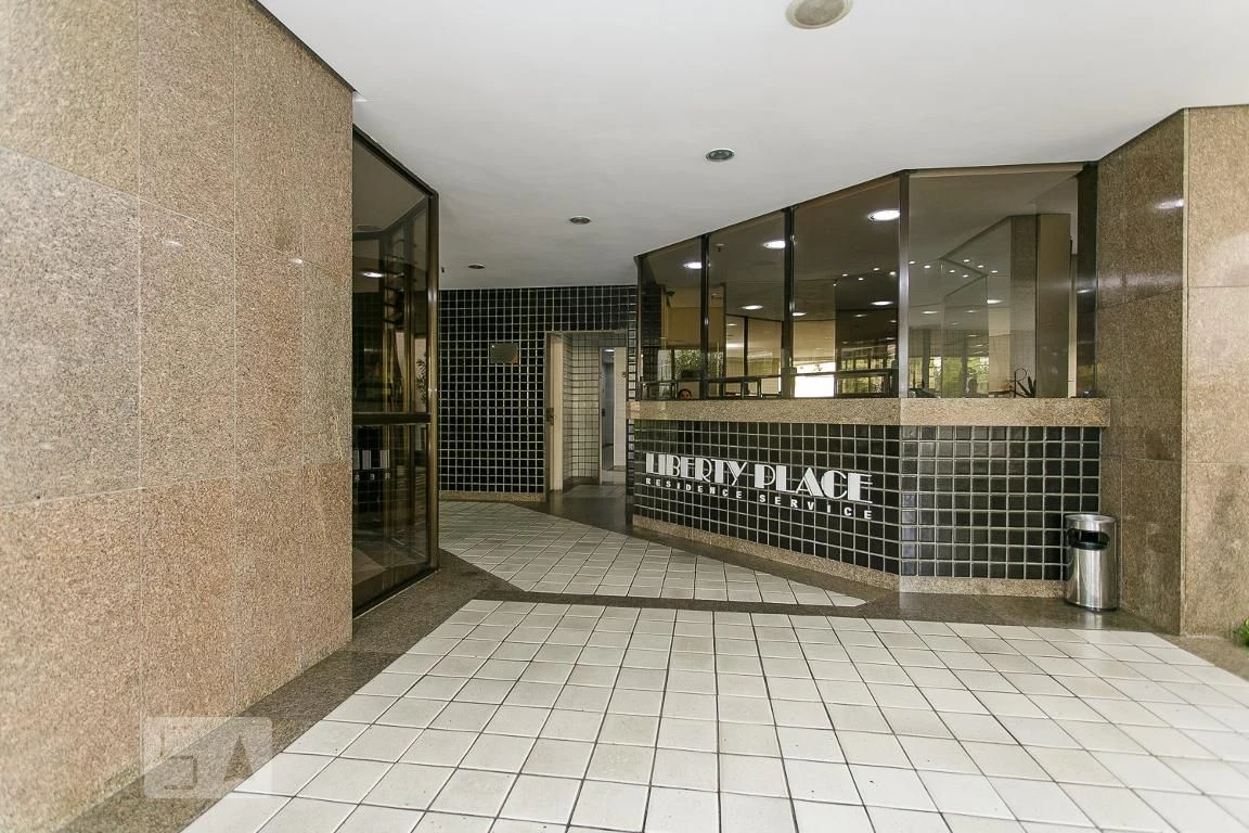Piso amueblado con 2 dormitorios, 2 baños y 1 plaza — photo 12
