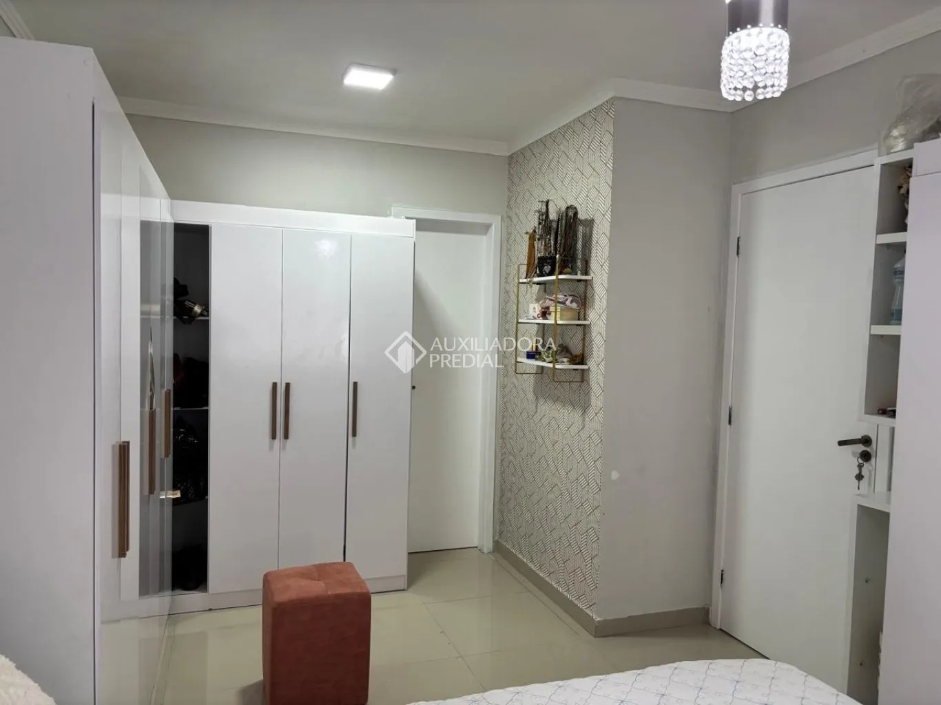 Furnished house with 3 bedrooms and open-plan kitchen — photo 18