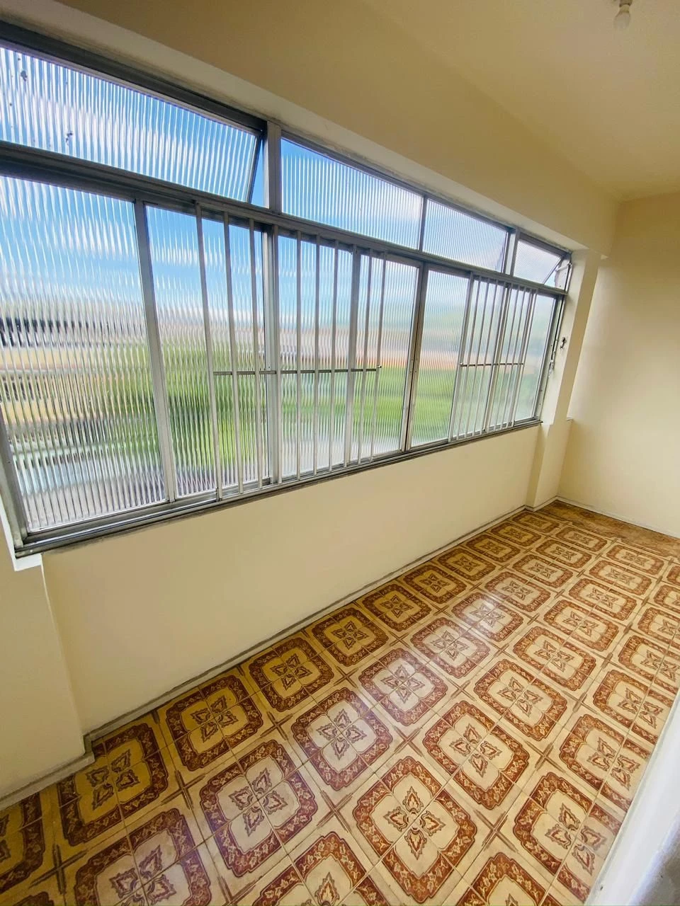 2-bedroom unfurnished apartment with 1 bathroom — photo 5