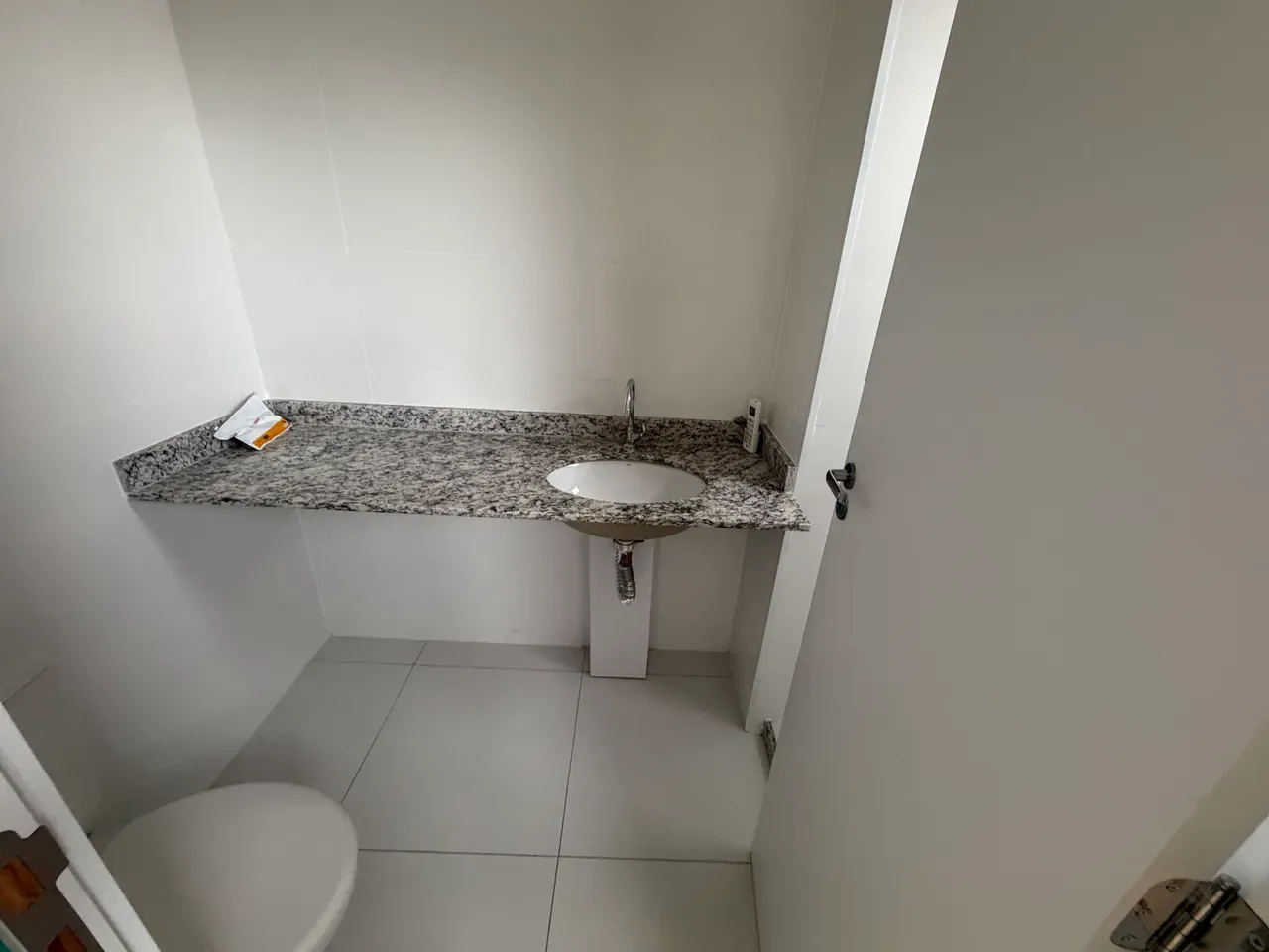 Wood or laminate floors in a 3-bedroom apartment, 69 m² — photo 3
