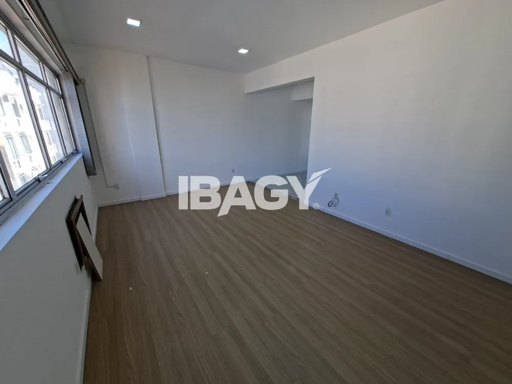Apartamento de 1 dormitório com cozinha separada — photo 2