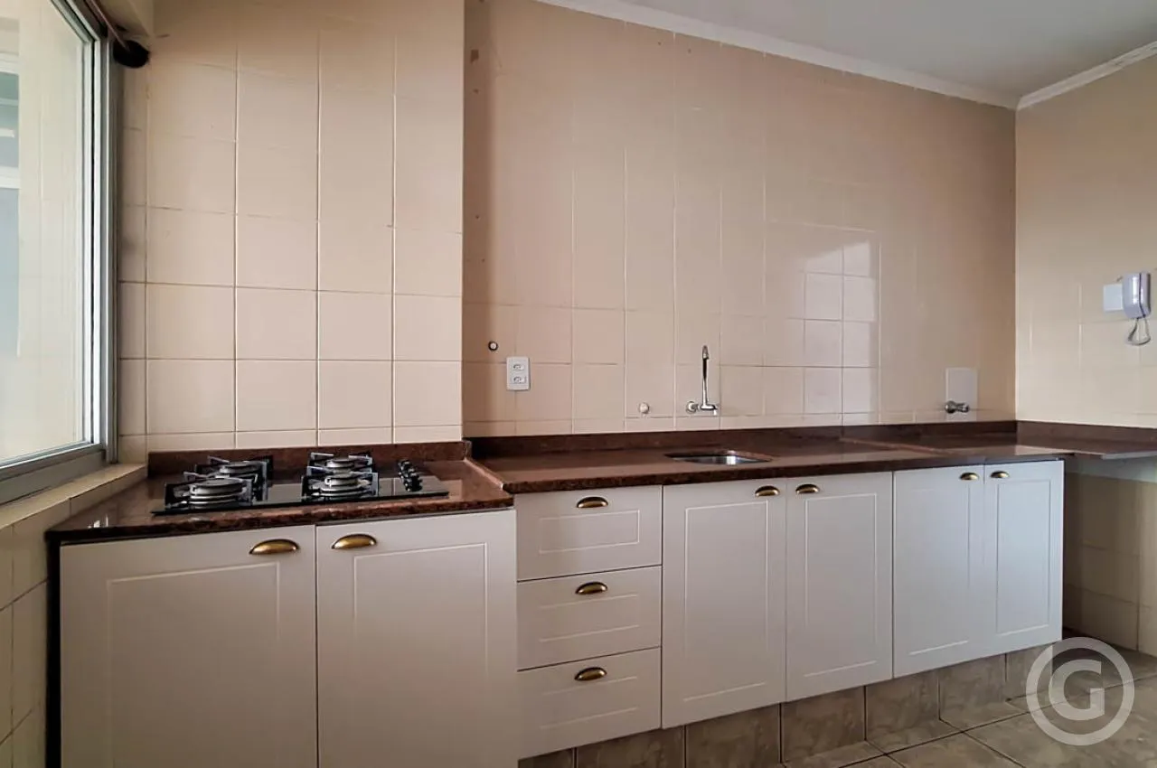 3-bedroom apartment, 1 with its own bathroom, 104 m² — photo 15