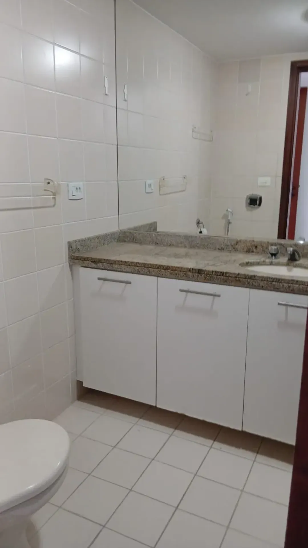 Вид на воду та 3 спальні: квартира 105 м² — photo 22