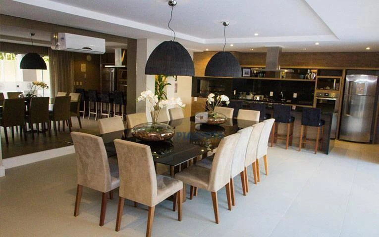 3-bedroom apartment in a building with a pool — photo 16