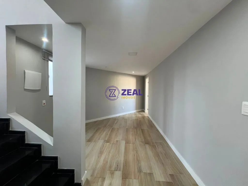 Casa de 280 m² com janelas do piso ao teto e varanda gourmet — photo 37
