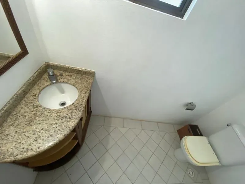 Меблированный дом 500 м² с 4 спальнями и 2 парковками — photo 4