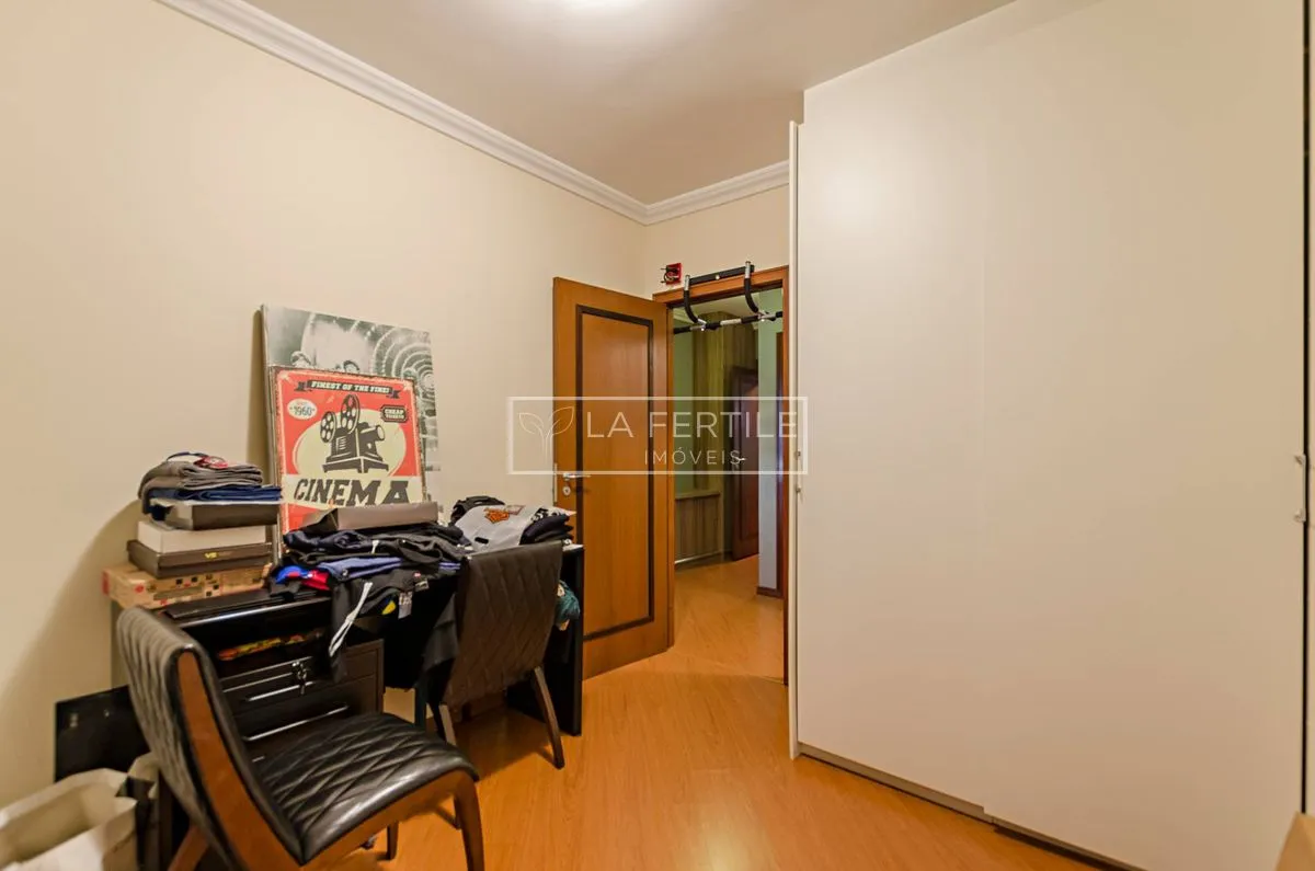 Apartamento mobiliado de 3 quartos e 3 banheiros com 149 m² — photo 44