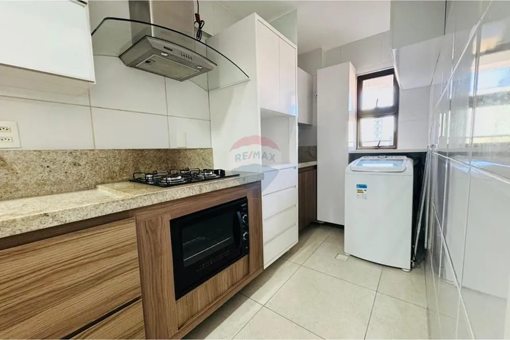 Змебльована квартира з 2 спальнями і балконом — photo 3