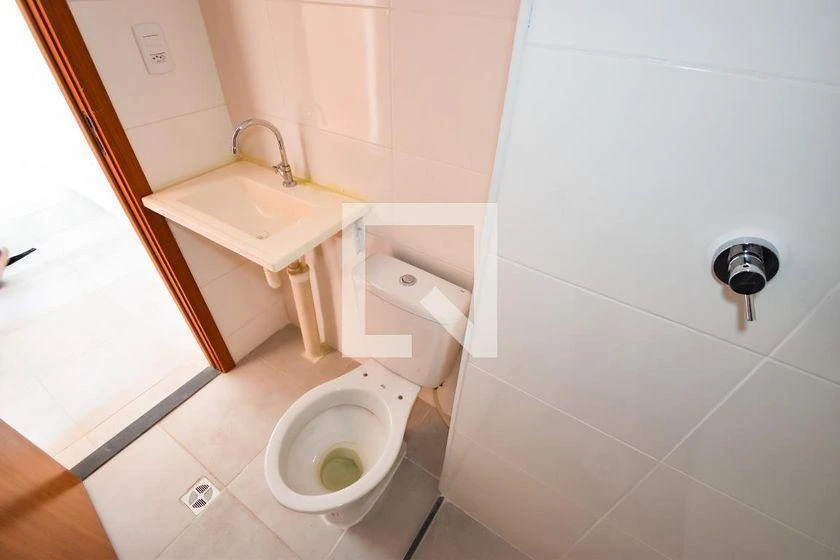 2-bedroom apartment in a building with a pool — photo 27