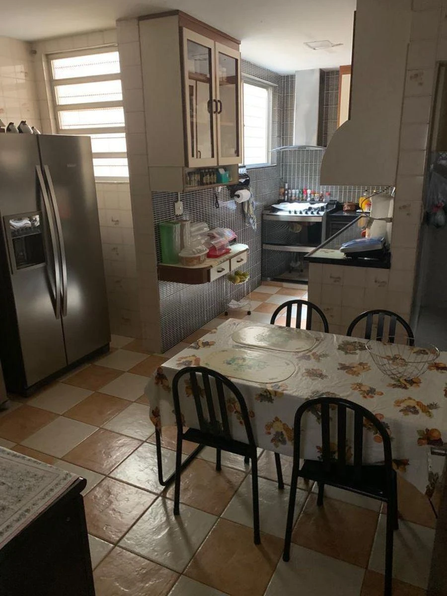 Мебльований будинок із балконом і 400 м² — photo 2