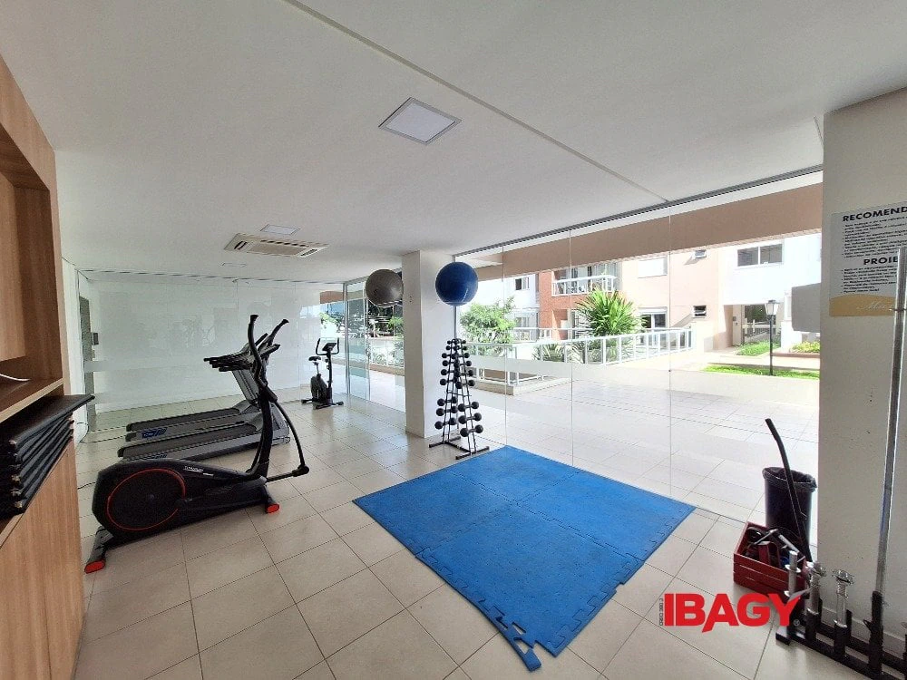 Apartment, 75 m², with a glass-enclosed balcony — photo 15
