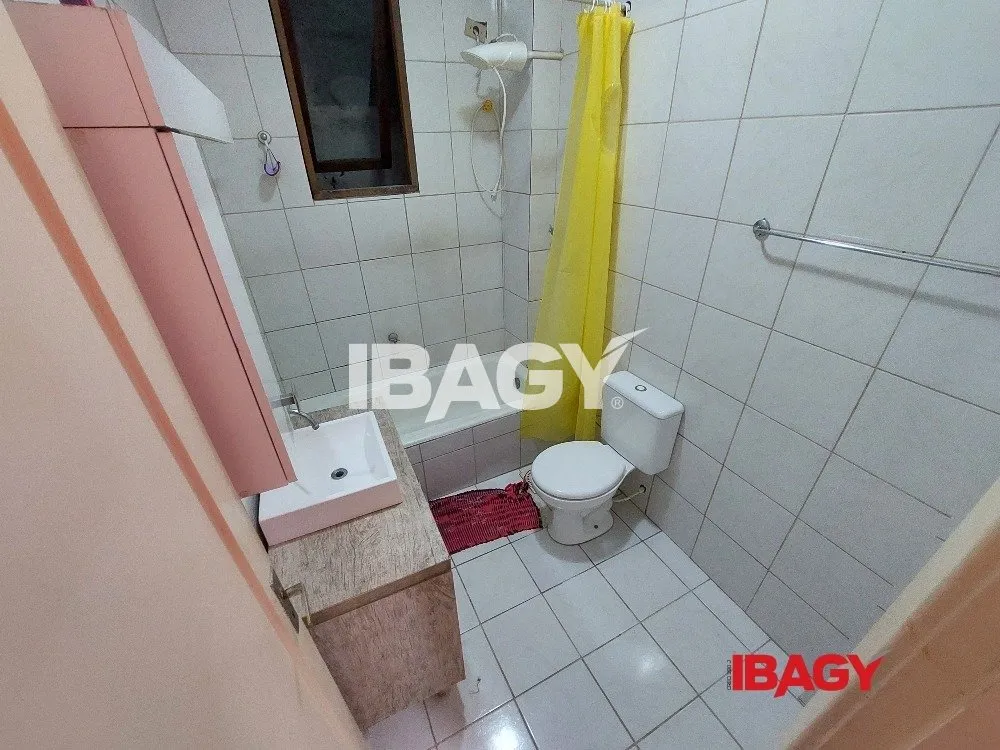 1-bedroom apartment with built-in TV unit and 55 m² — photo 12