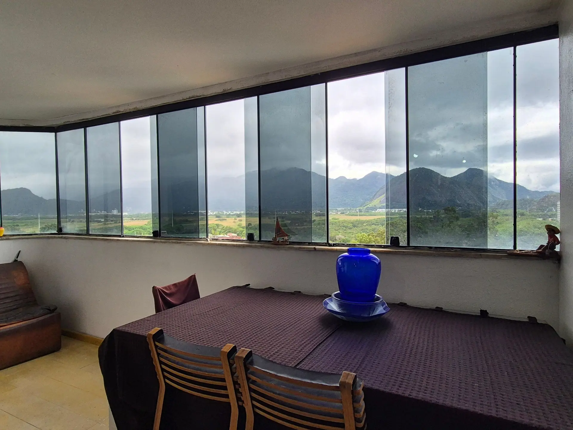 Furnished apartment with 3 bedrooms, 1 suite and balcony — photo 26