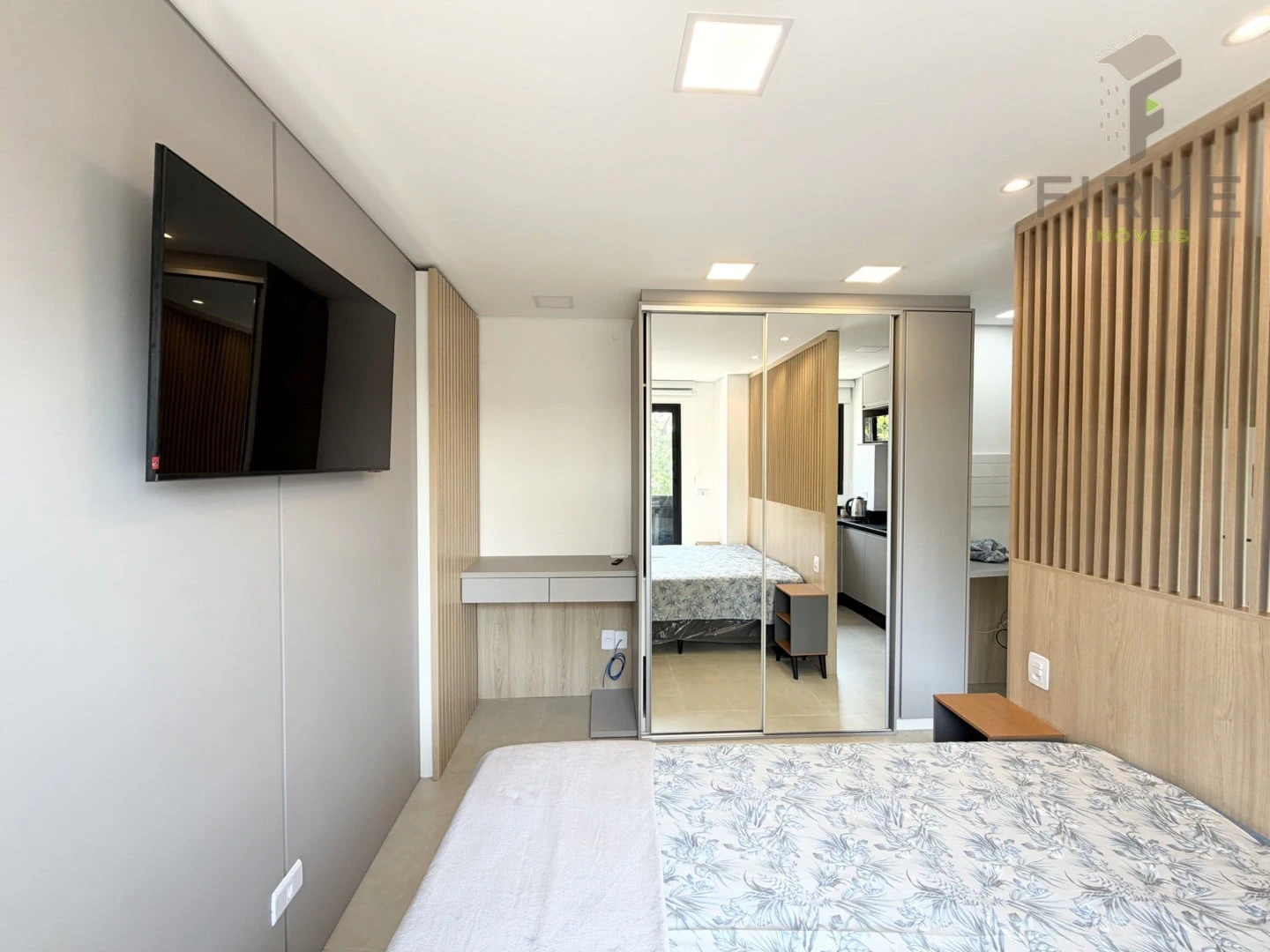 Меблированная студия 28 м² с 1 спальней и 1 ванной — photo 3