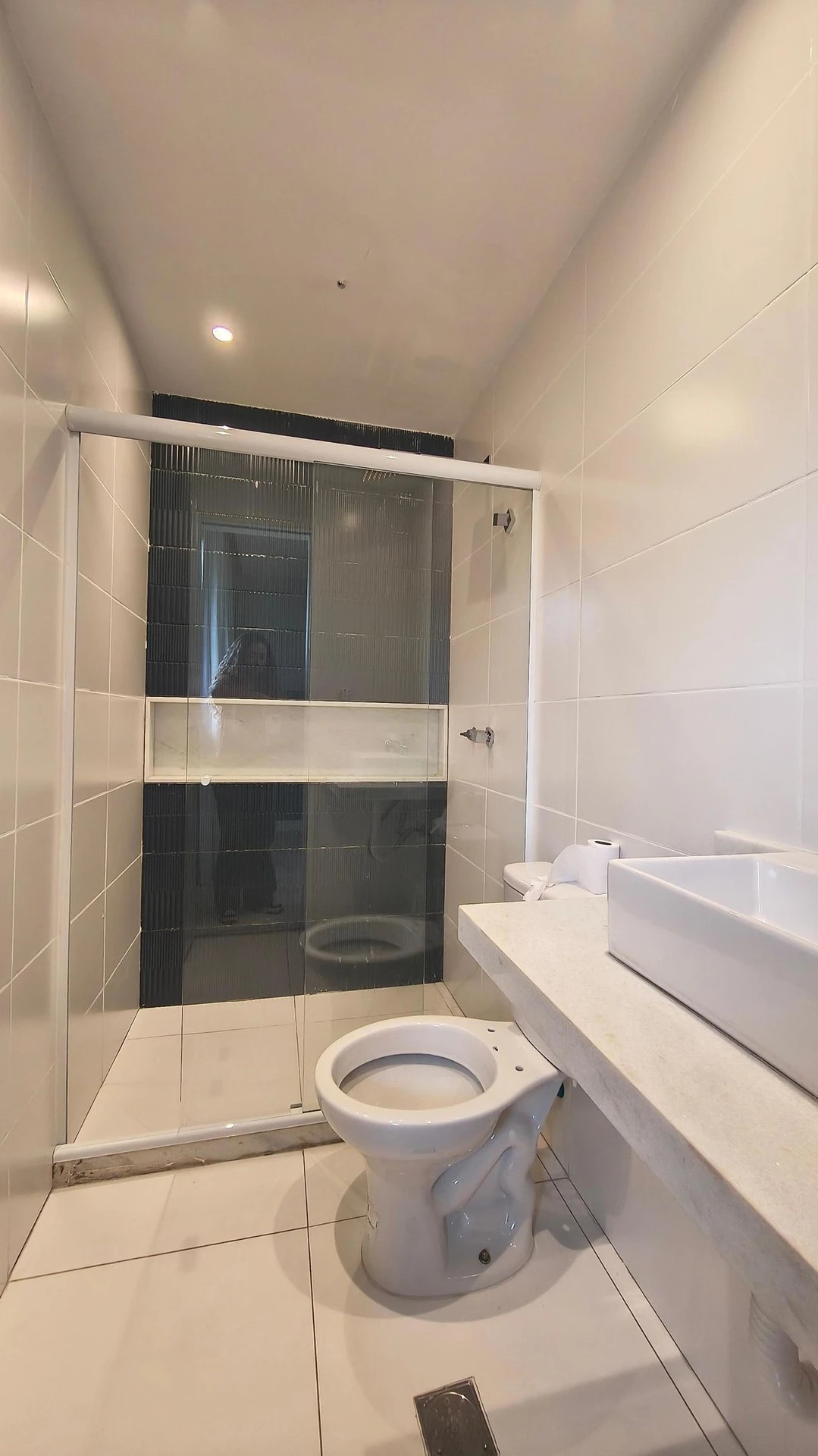 Jacuzzi in a 5-bedroom house, 350 m² — photo 44