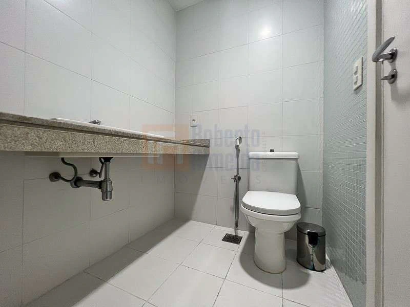 236 m² apartment with 4 en-suite bedrooms and gourmet balcony — photo 18