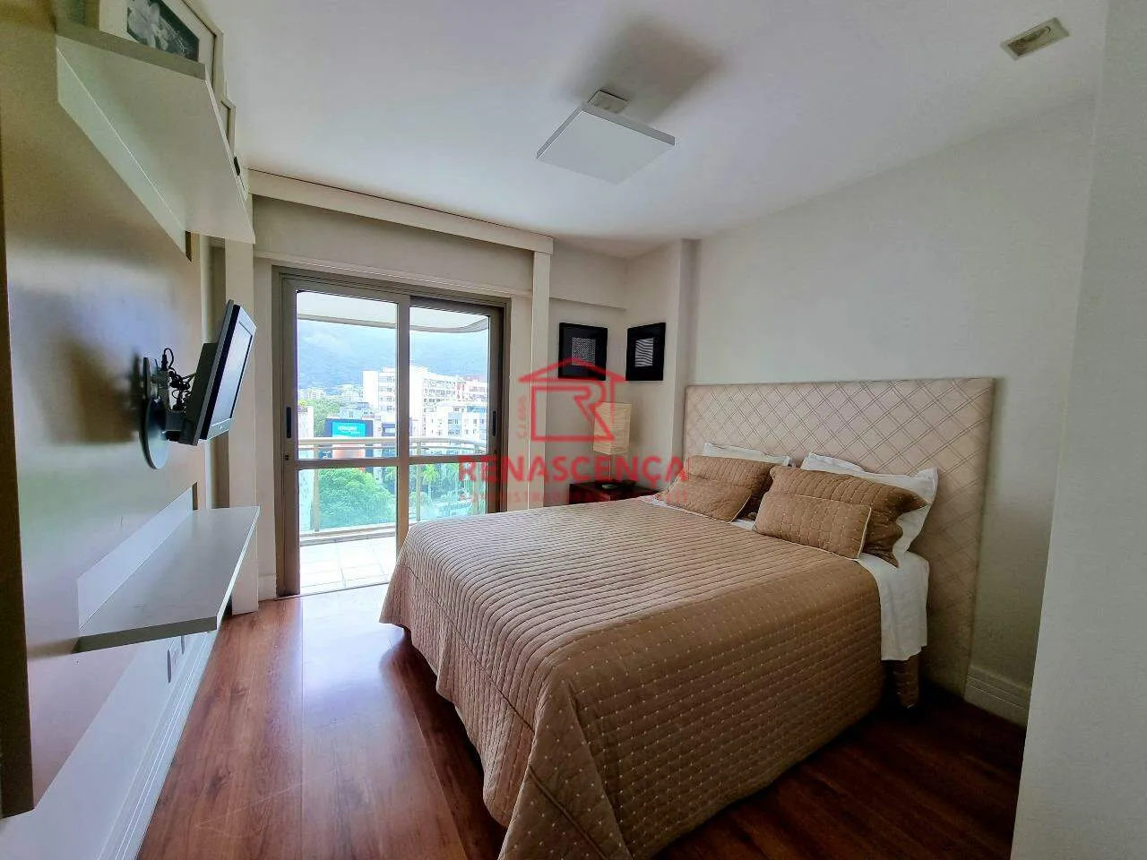 Furnished apartment with 3 bedrooms, 4 bathrooms and 2 parking — photo 15