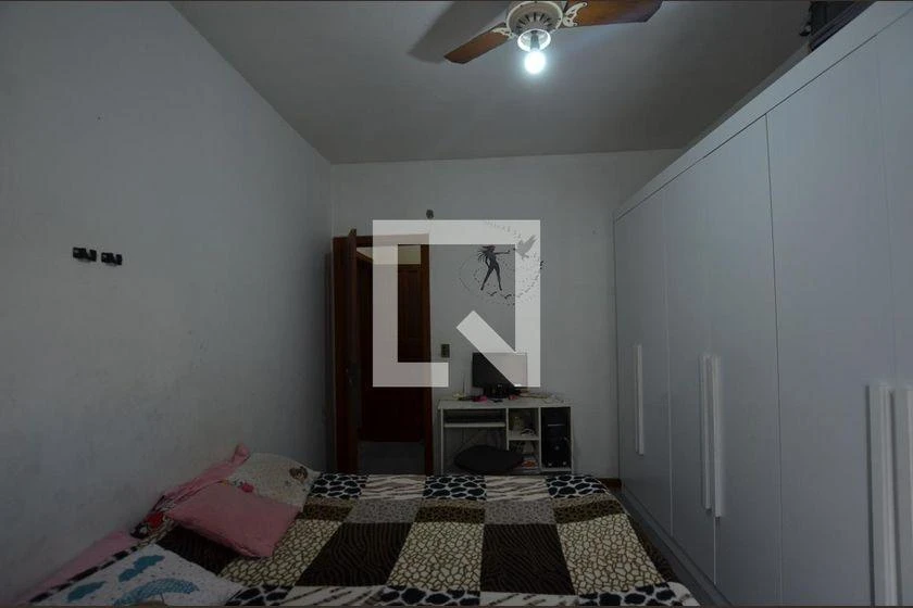 4-bedroom apartment with a home office — photo 13