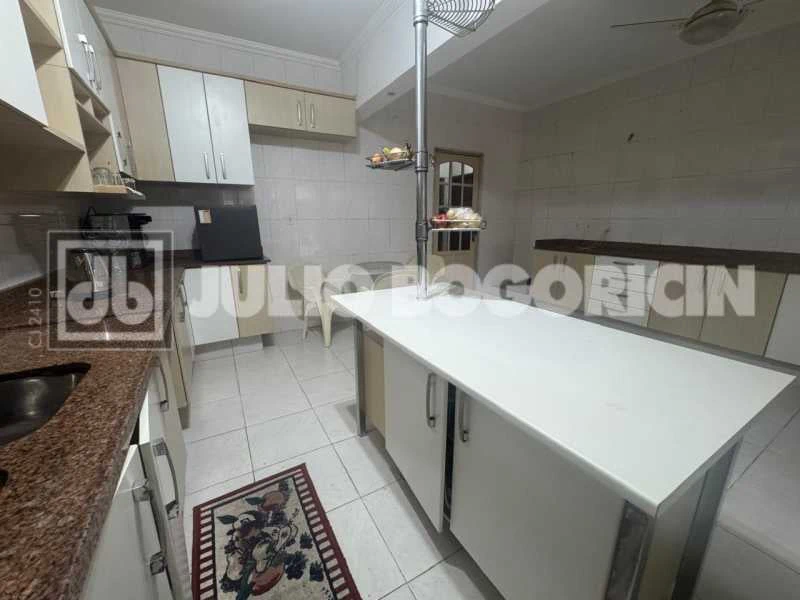 Дом 429 м²: 4 спальни, 5 парковочных мест, барбекю — photo 17