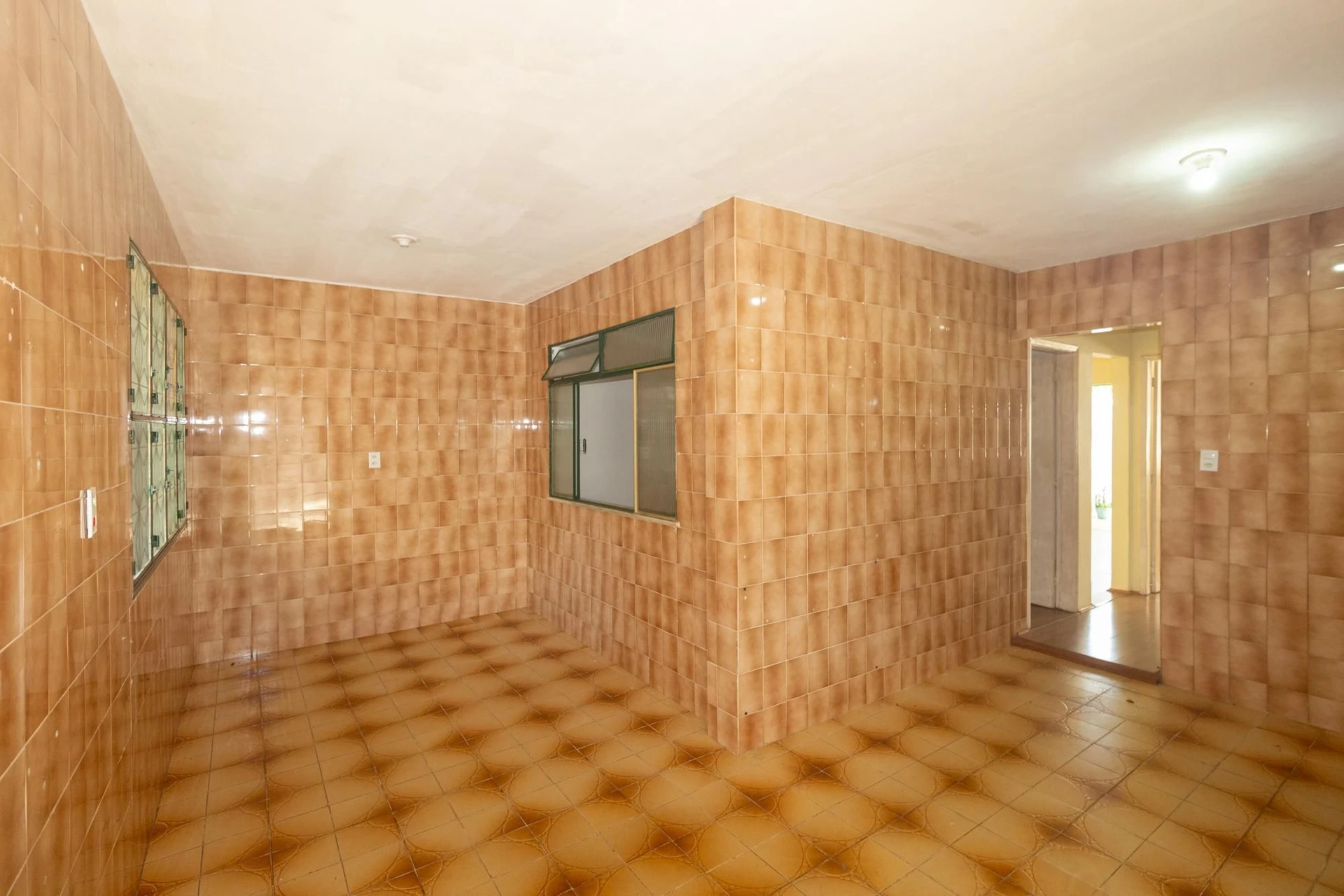 2-bedroom house with a garden — photo 27