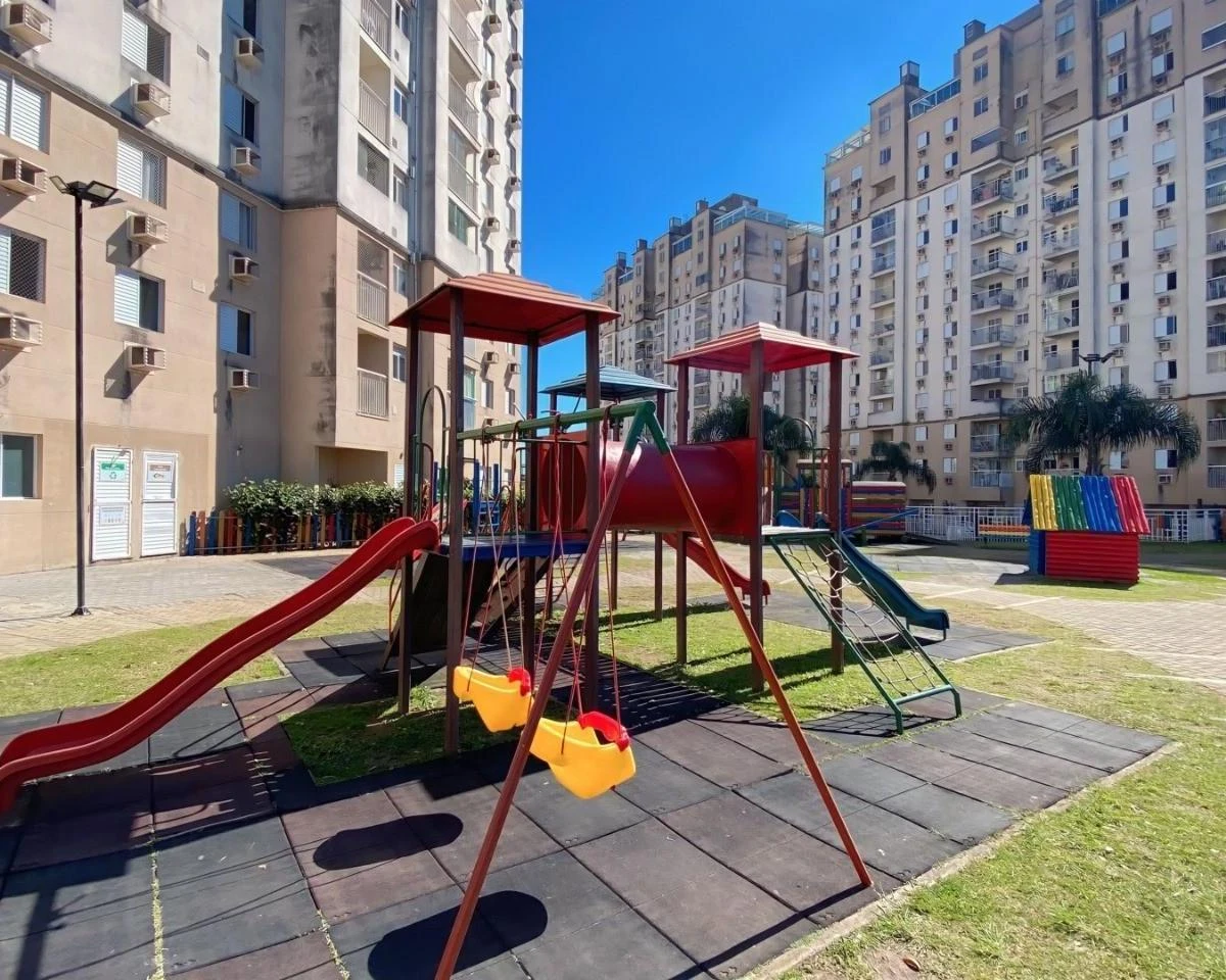 Квартира 56 м² із заскленим балконом та робочим місцем — photo 8