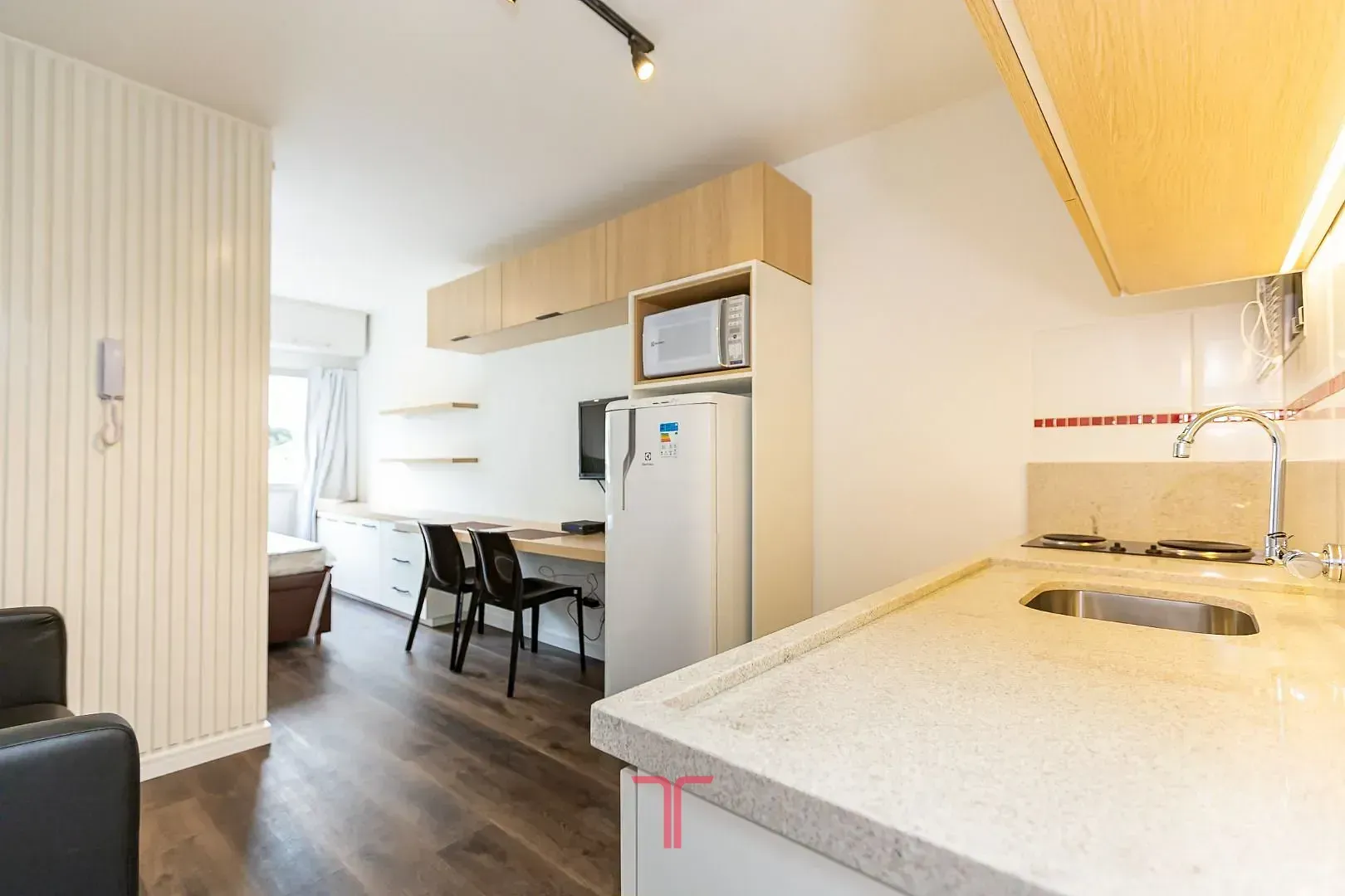 Furnished 33 m² apartment with 1 bedroom and 1 bathroom — photo 5