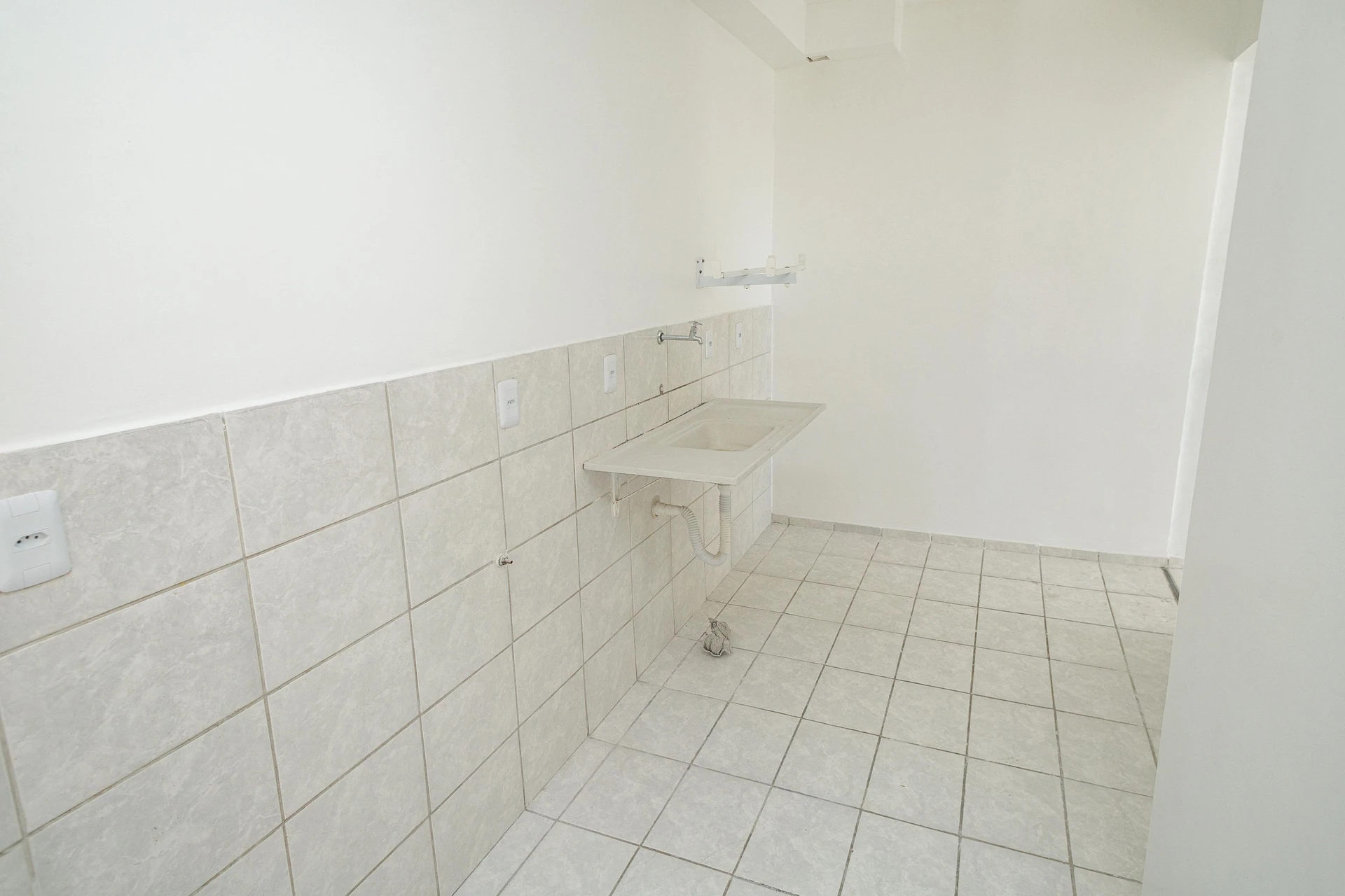 Apartamento com 2 quartos, 1 banheiro e 1 vaga, térreo — photo 8